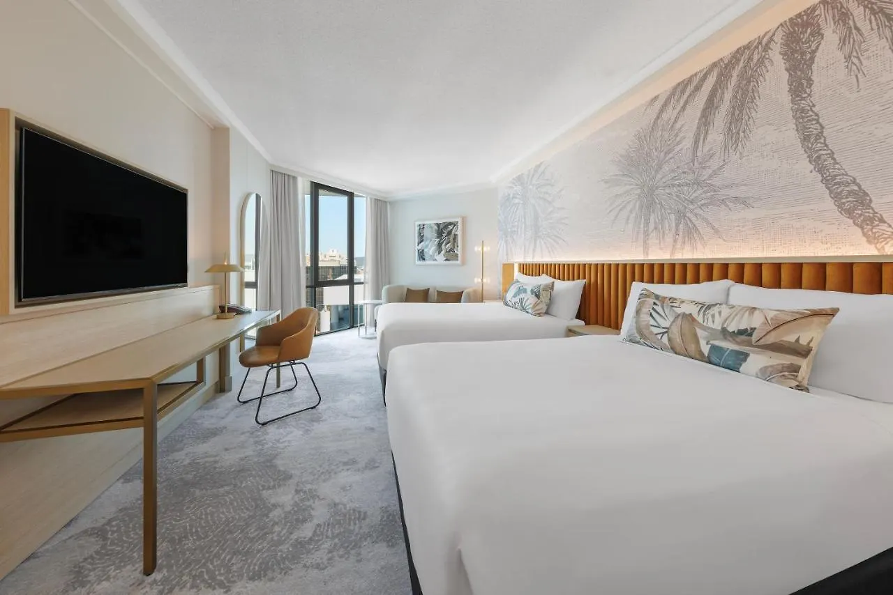 Amora Hotel Brisbane 5*,