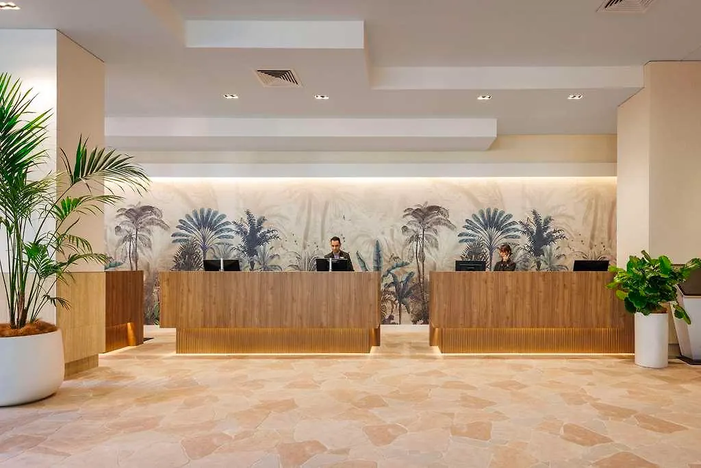 Amora Hotel Brisbane 5*,  Australia