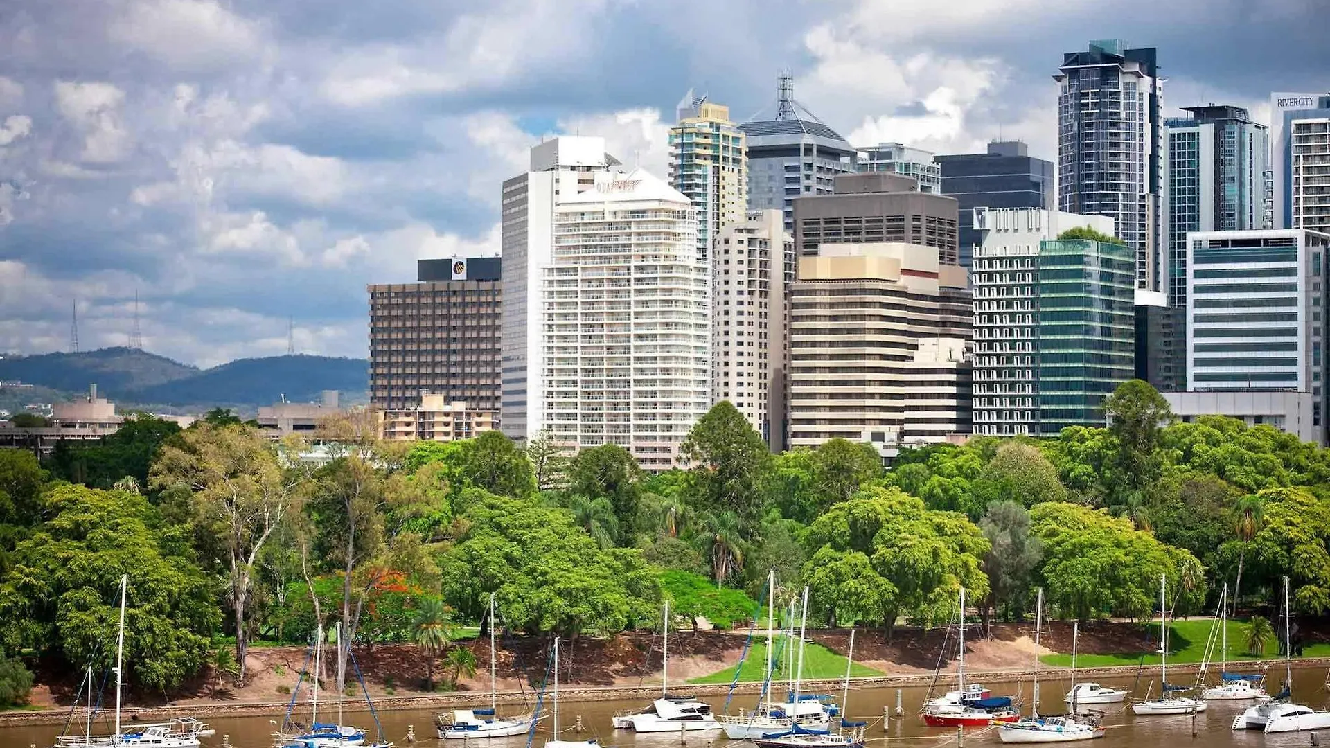 Amora Hotel Brisbane