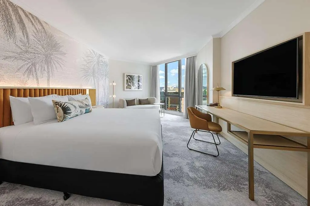 Amora Hotel Brisbane 5*,